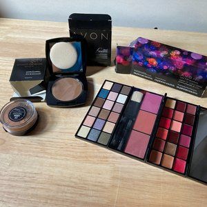 Avon Lot: Foundation, Powder, Eyeshadow/Blush/Lip Gloss Palette